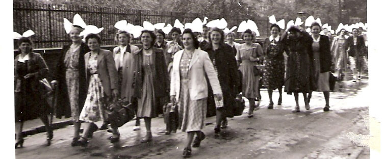 Frauengemeinschaft - «Endlich allein» - 1953